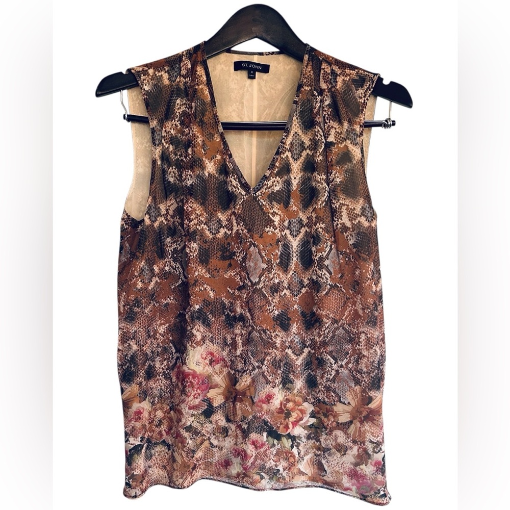 St. John Silk V Neck Sleeveless Blouse Womens M Snake & Floral Print (B9-1065)